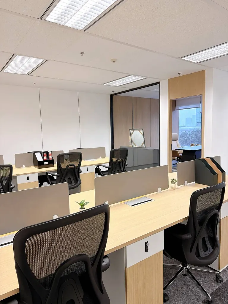 Photo 10 de l'annonce DA-3357532 : immeuble commercial (shophouse) (97 m²) à All Seasons Place - Commercial