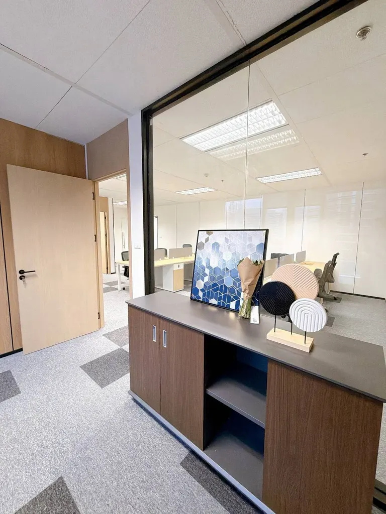 Photo 5 de l'annonce DA-3357532 : immeuble commercial (shophouse) (97 m²) à All Seasons Place - Commercial