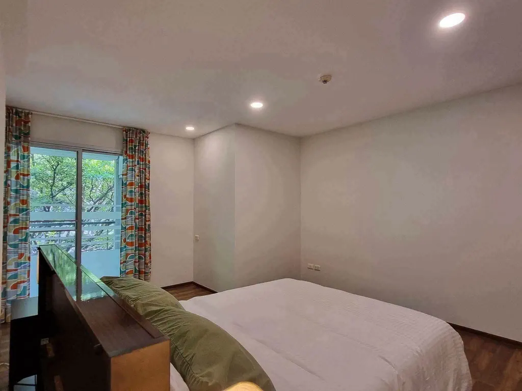 Photo 6 of listing DA-3357536: 2-bedroom condo (58 sq.m.) at The Room Sukhumvit 79