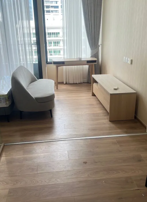 Photo 1 of listing DA-3357620: 1-bedroom condo (33 sq.m.) at Noble Form Thonglor