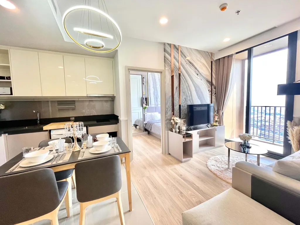 Photo 2 of listing DA-3357839: 2-bedroom condo (50 sq.m.) at Oka Haus Sukhumvit 36