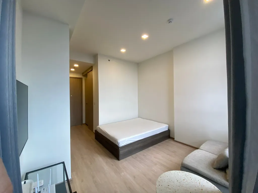 Photo 1 of listing DA-3357997: 1-bedroom condo (27.5 sq.m.) at Centric Ratchayothin