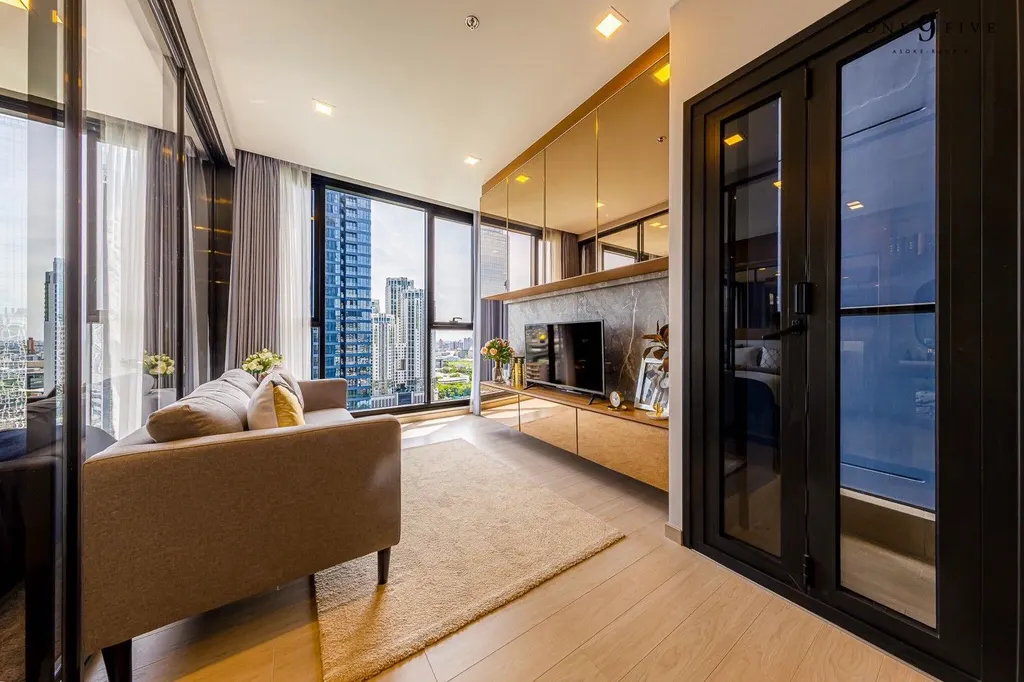 Photo 1 of listing DA-3358009: 1-bedroom condo (43.68 sq.m.) at One 9 Five Asoke - Rama 9