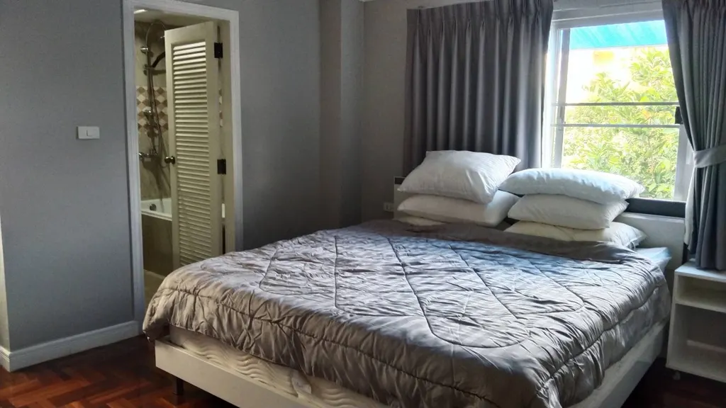 Photo 8 of listing DA-3358043: 2-bedroom condo (80 sq.m.) at 49 Suites