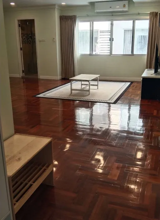 Photo 1 of listing DA-3358043: 2-bedroom condo (80 sq.m.) at 49 Suites