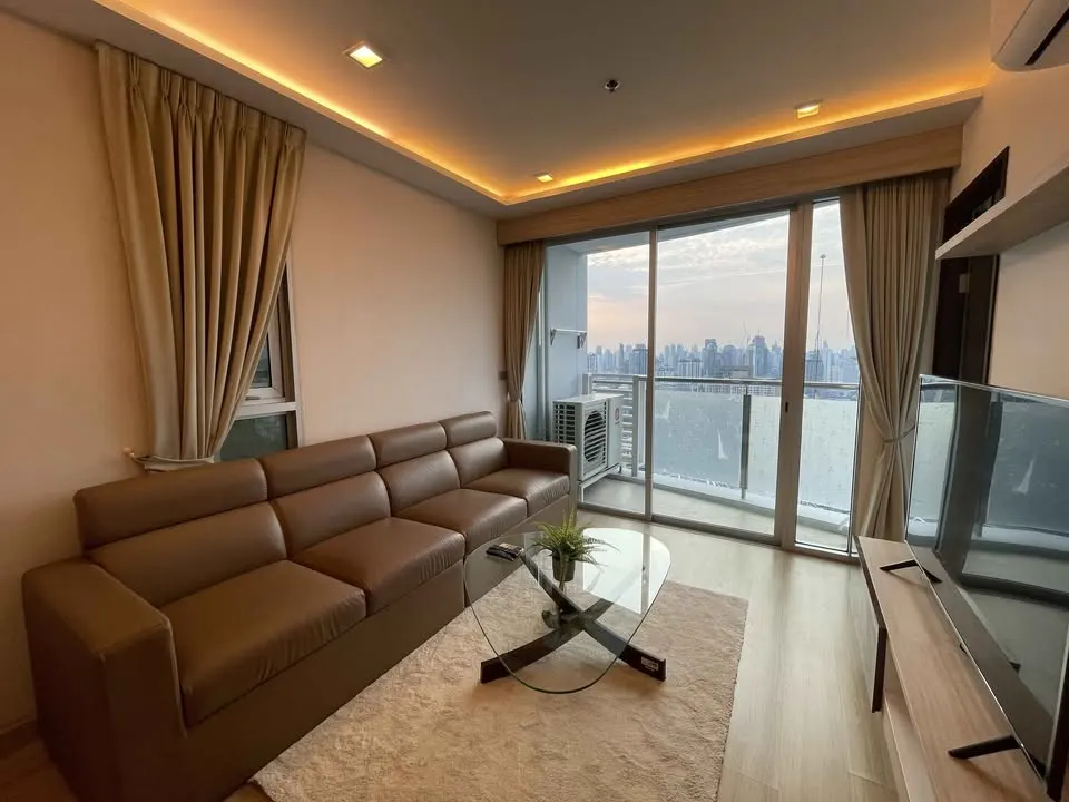 Photo 3 of listing DA-3358064: 1-bedroom condo (52 sq.m.) at Sky Walk Residences