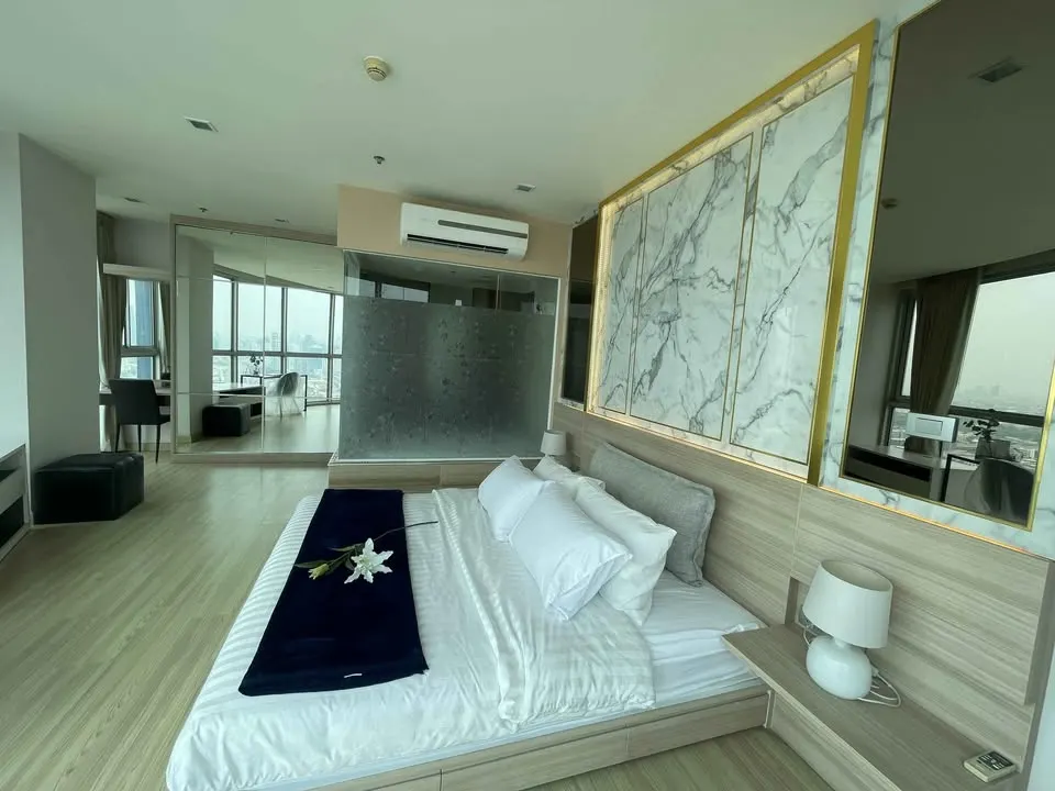 Photo 6 of listing DA-3358064: 1-bedroom condo (52 sq.m.) at Sky Walk Residences