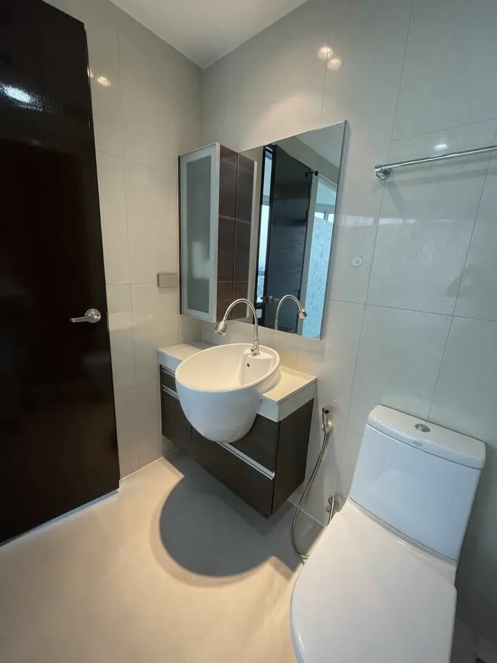 Photo 7 of listing DA-3358064: 1-bedroom condo (52 sq.m.) at Sky Walk Residences