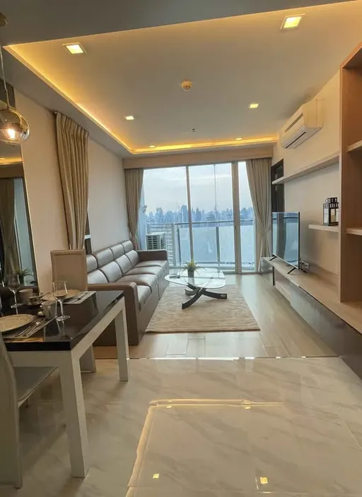 Photo 1 of listing DA-3358064: 1-bedroom condo (52 sq.m.) at Sky Walk Residences
