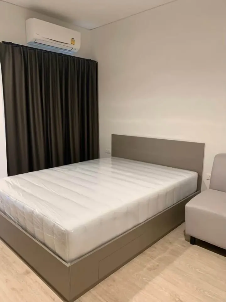 Photo 1 of listing DA-3358218: 1-bedroom condo (27 sq.m.) at Ideo Sathorn-Wongwian Yai