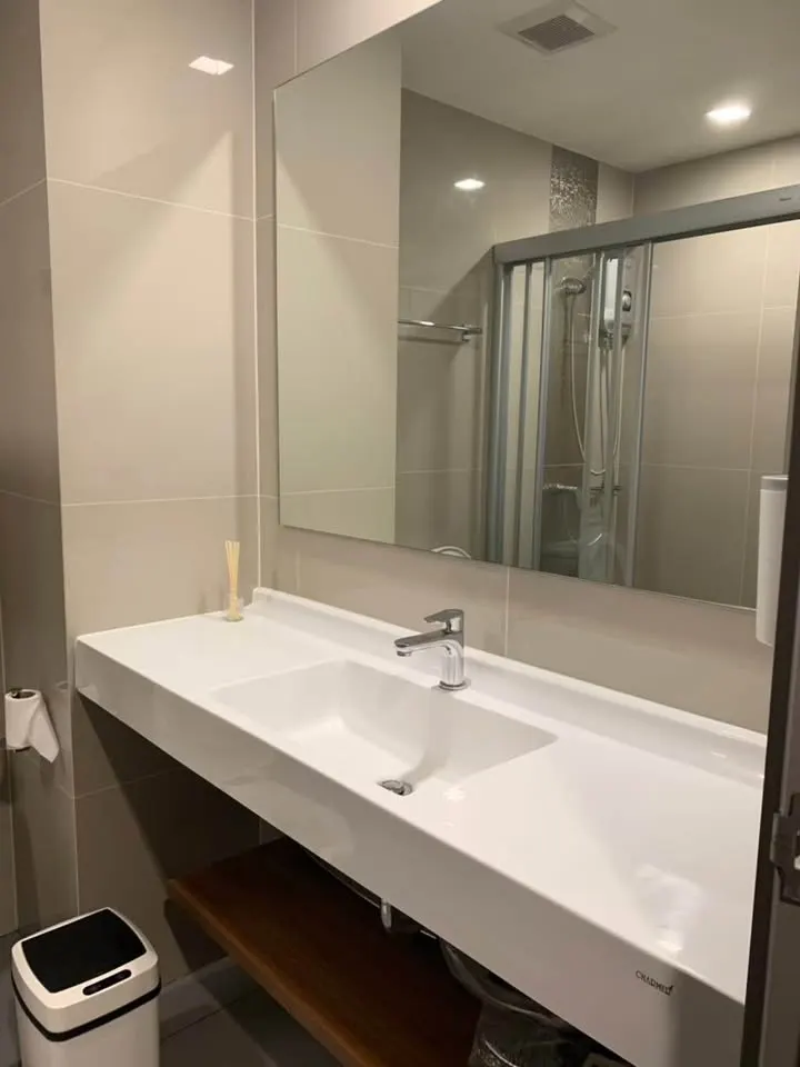 Photo 8 of listing DA-3358218: 1-bedroom condo (27 sq.m.) at Ideo Sathorn-Wongwian Yai