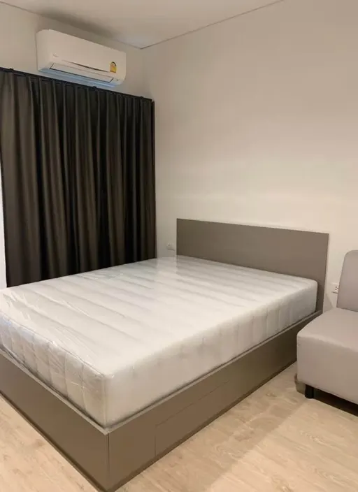 Photo 1 of listing DA-3358218: 1-bedroom condo (27 sq.m.) at Ideo Sathorn-Wongwian Yai