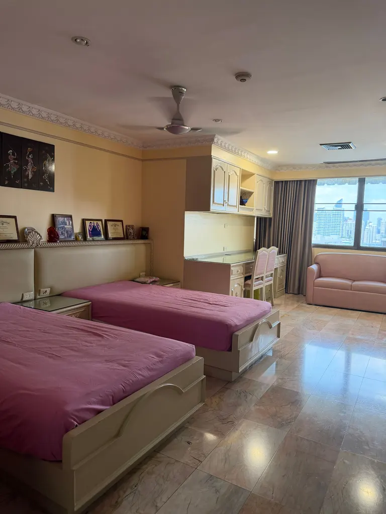 Photo 22 of listing DA-3358235: 3-bedroom condo (366 sq.m.) at Oriental Towers Condominium