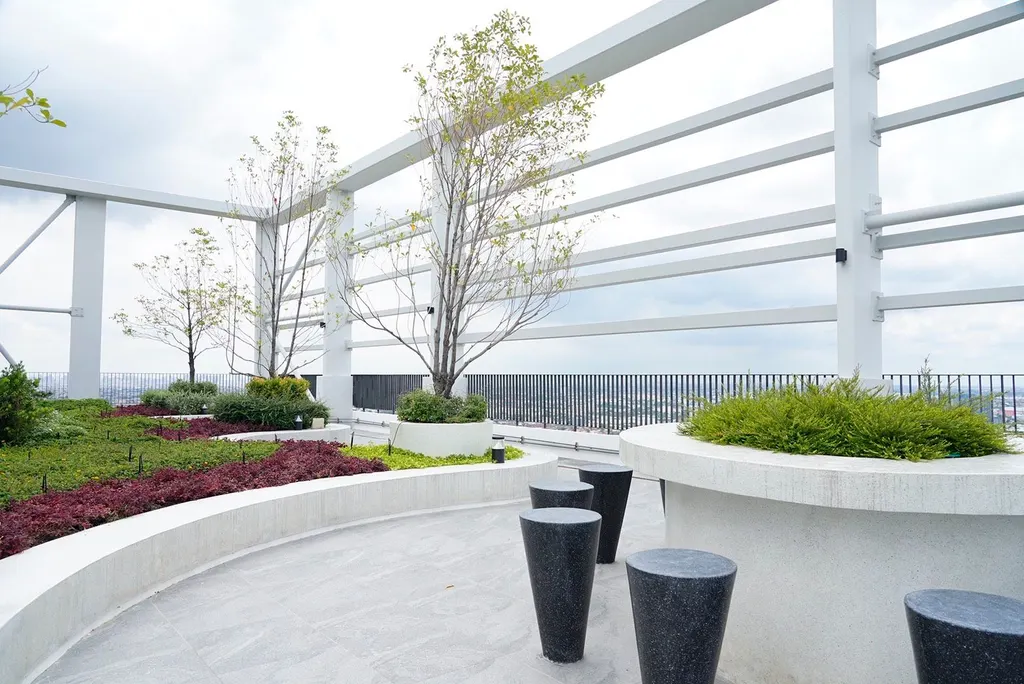 Photo 14 of listing DA-3358267: 2-bedroom condo (25 sq.m.) at Landmark @ Grand Station By Siamese Asset