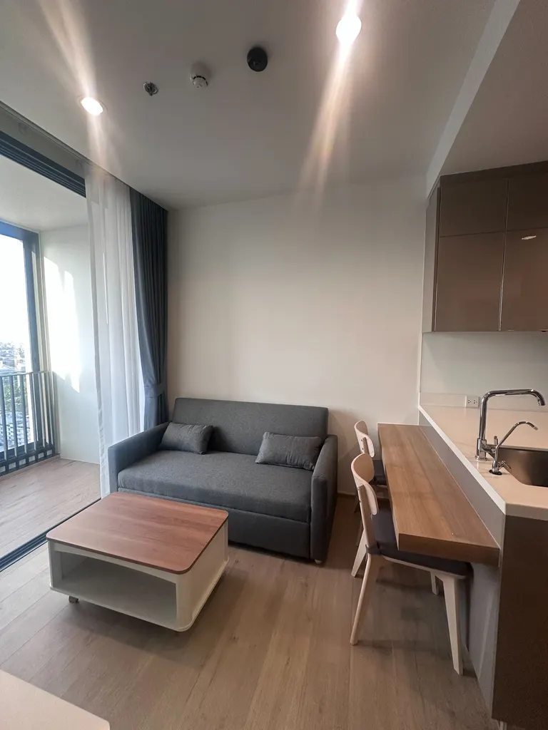 Photo 2 of listing DA-3360772: 1-bedroom condo (35 sq.m.) at Quinn Sukhumvit 101