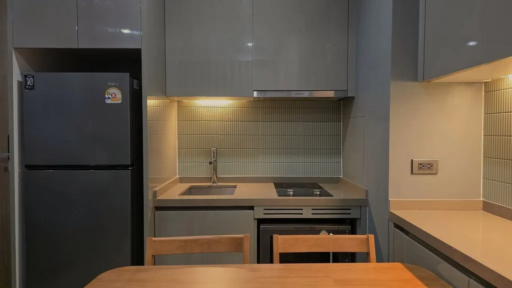 Photo 7 of listing DA-3360815: 2-bedroom condo (51 sq.m.) at M Silom