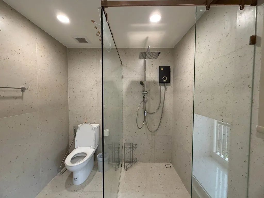 Foto 18 des Angebots DA-3360977: 3-Zimmer-Reihenhaus (237 m²) im Nue Verse Krungthep Kreetha
