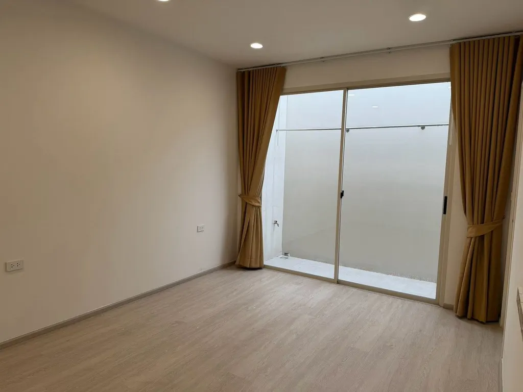 Foto 22 des Angebots DA-3360977: 3-Zimmer-Reihenhaus (237 m²) im Nue Verse Krungthep Kreetha