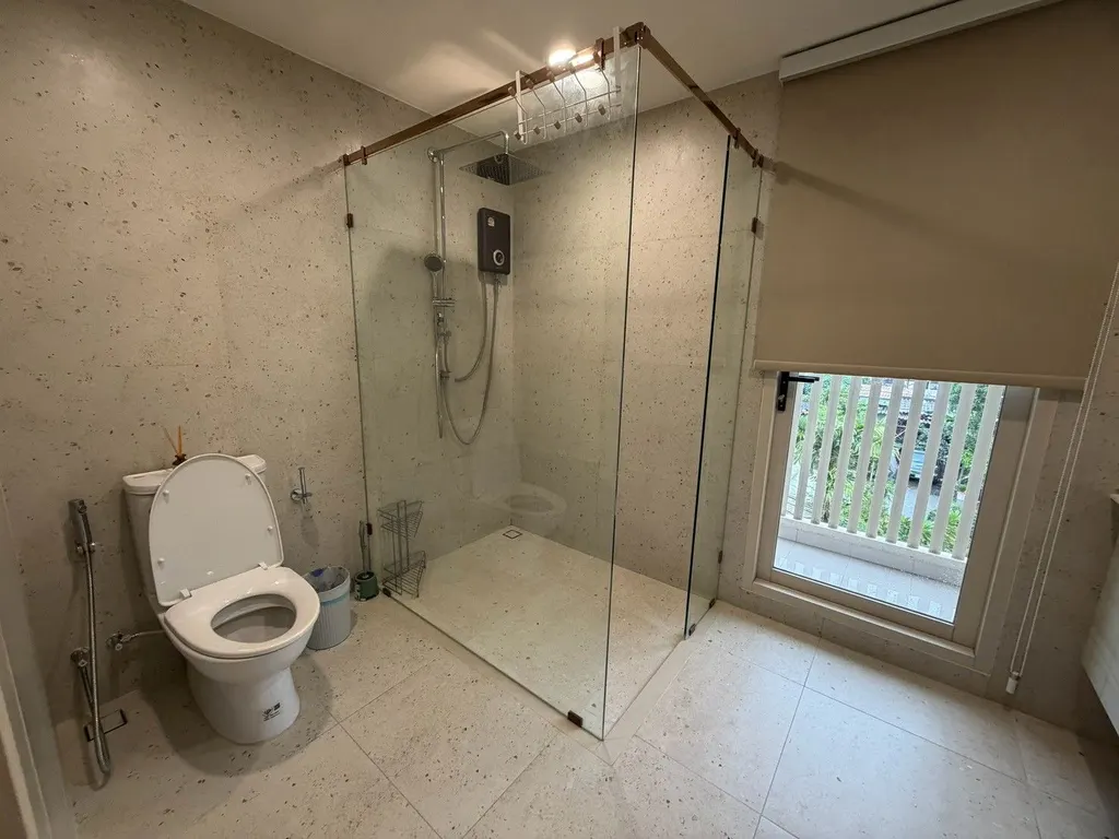 Foto 27 des Angebots DA-3360977: 3-Zimmer-Reihenhaus (237 m²) im Nue Verse Krungthep Kreetha