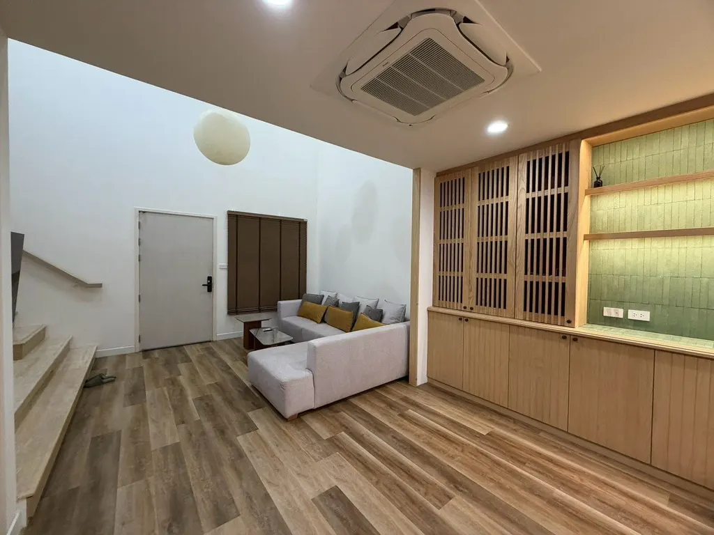 Foto 5 des Angebots DA-3360977: 3-Zimmer-Reihenhaus (237 m²) im Nue Verse Krungthep Kreetha