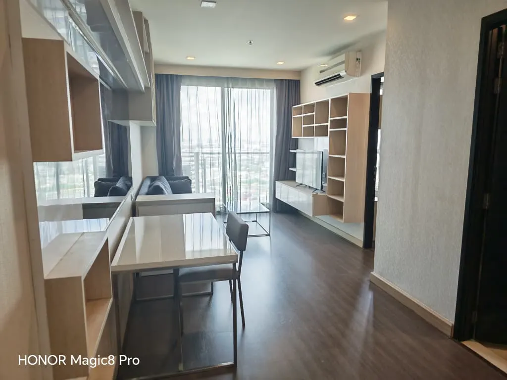 Photo 3 of listing DA-3361177: 1-bedroom condo (51 sq.m.) at Sky Walk Residences