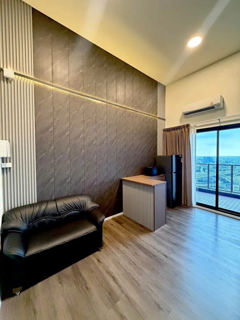 Photo 6 of listing DA-3361269: 2-bedroom condo (35 sq.m.) at Landmark @ Grand Station By Siamese Asset