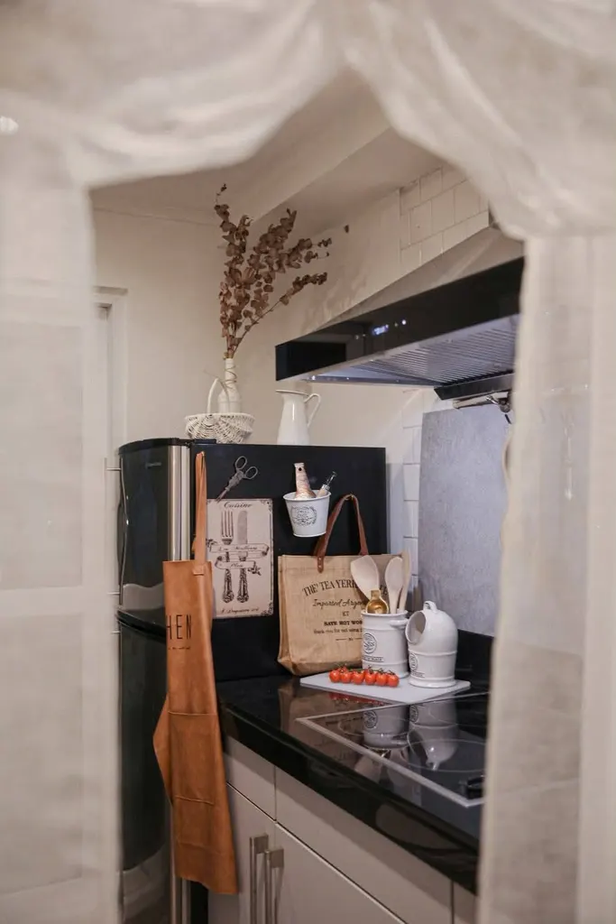 Photo 10 of listing DA-3362476: 2-bedroom condo (90 sq.m.) at Baan Siri Ruedee Condominium