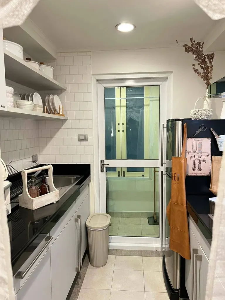 Photo 15 of listing DA-3362476: 2-bedroom condo (90 sq.m.) at Baan Siri Ruedee Condominium
