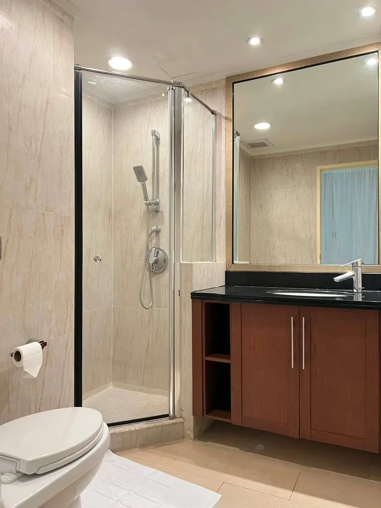 Photo 21 of listing DA-3362476: 2-bedroom condo (90 sq.m.) at Baan Siri Ruedee Condominium