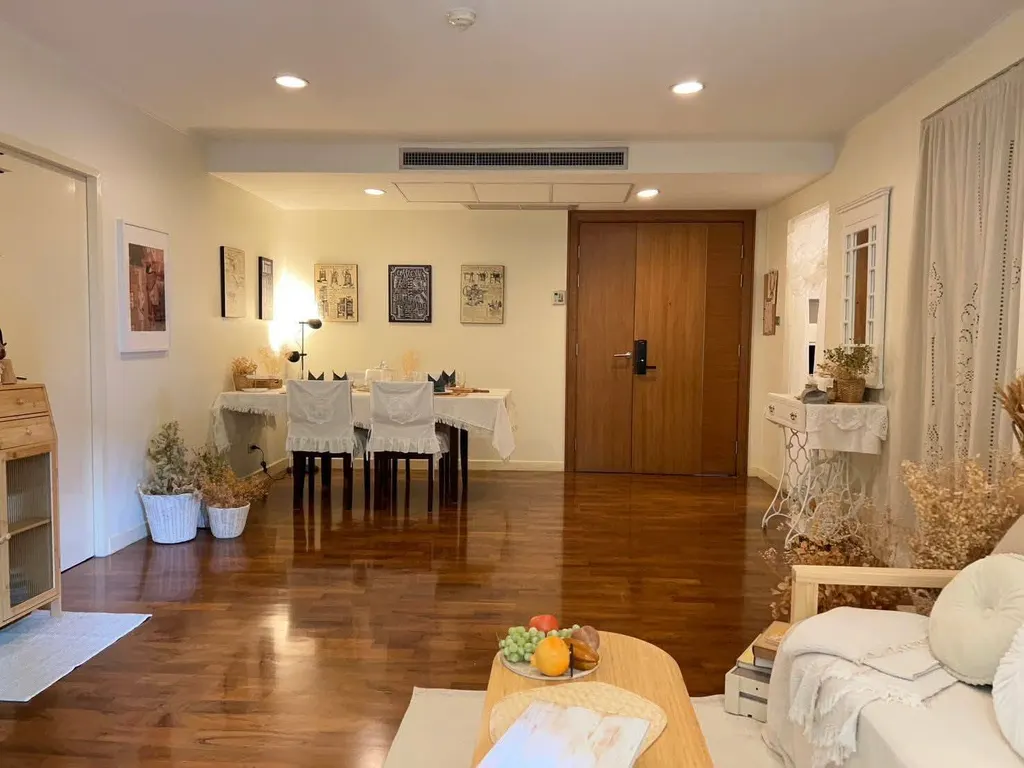 Photo 4 of listing DA-3362476: 2-bedroom condo (90 sq.m.) at Baan Siri Ruedee Condominium
