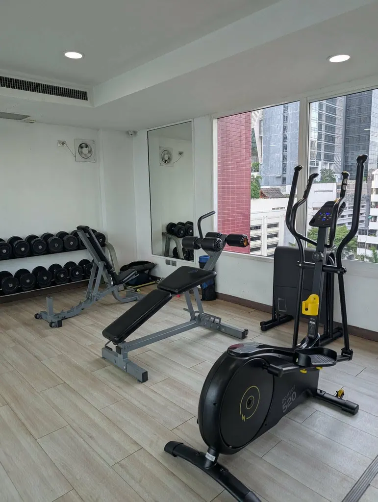 Photo 46 of listing DA-3362476: 2-bedroom condo (90 sq.m.) at Baan Siri Ruedee Condominium