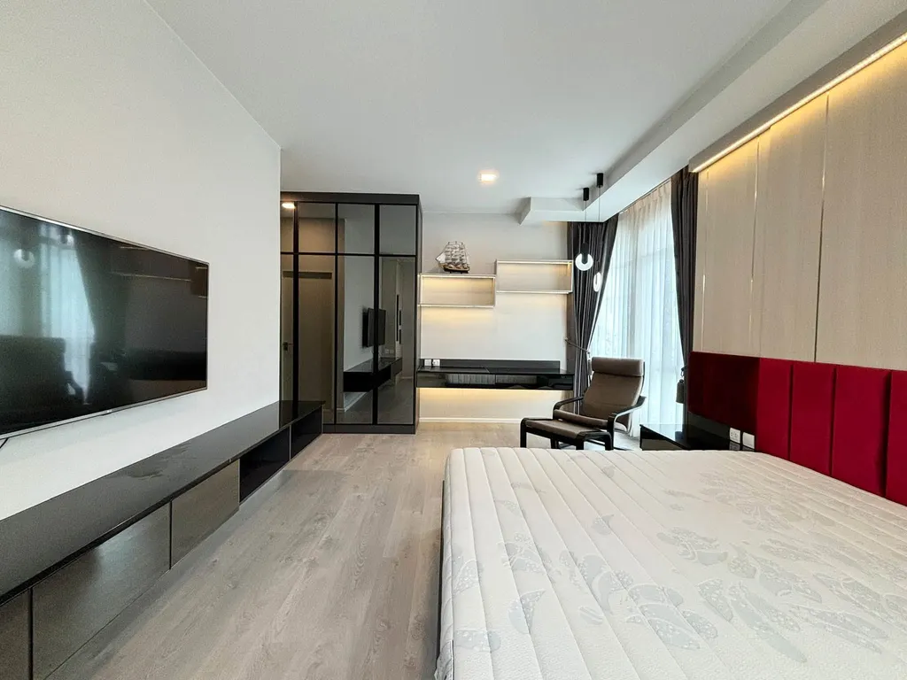 Photo 10 of listing DA-3362584: 4-bedroom house (257 sq.m.) at Mantana Bangna-Wongwaen
