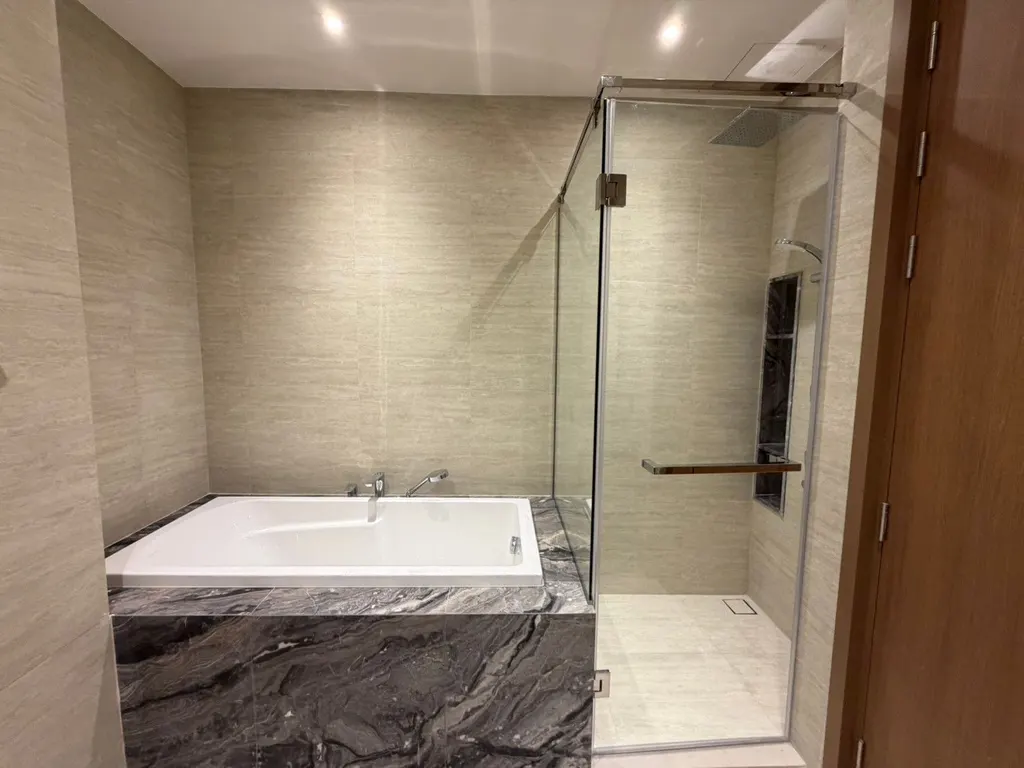 Photo 6 of listing DA-3362587: 2-bedroom condo (91.75 sq.m.) at Via Ari