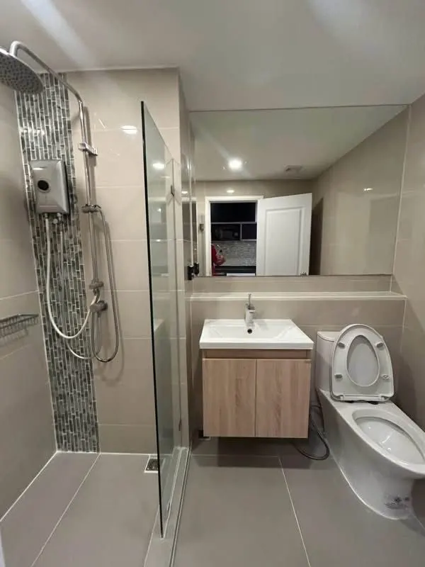 ห้องน้ำ ของคอนโด 1 ห้องนอน 25 ตร.ม. ไซบิค รัชดา 32