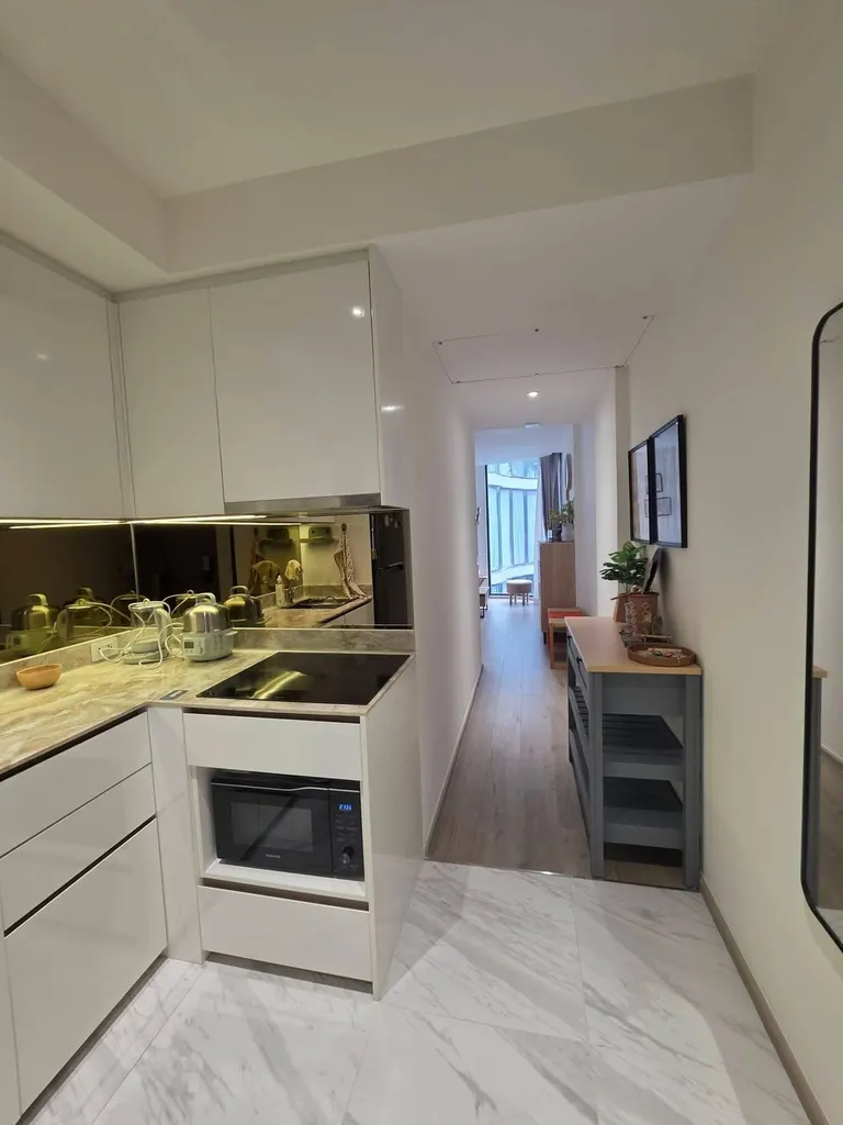 Photo 6 of listing DA-3362597: 2-bedroom condo (48 sq.m.) at Fynn Asoke