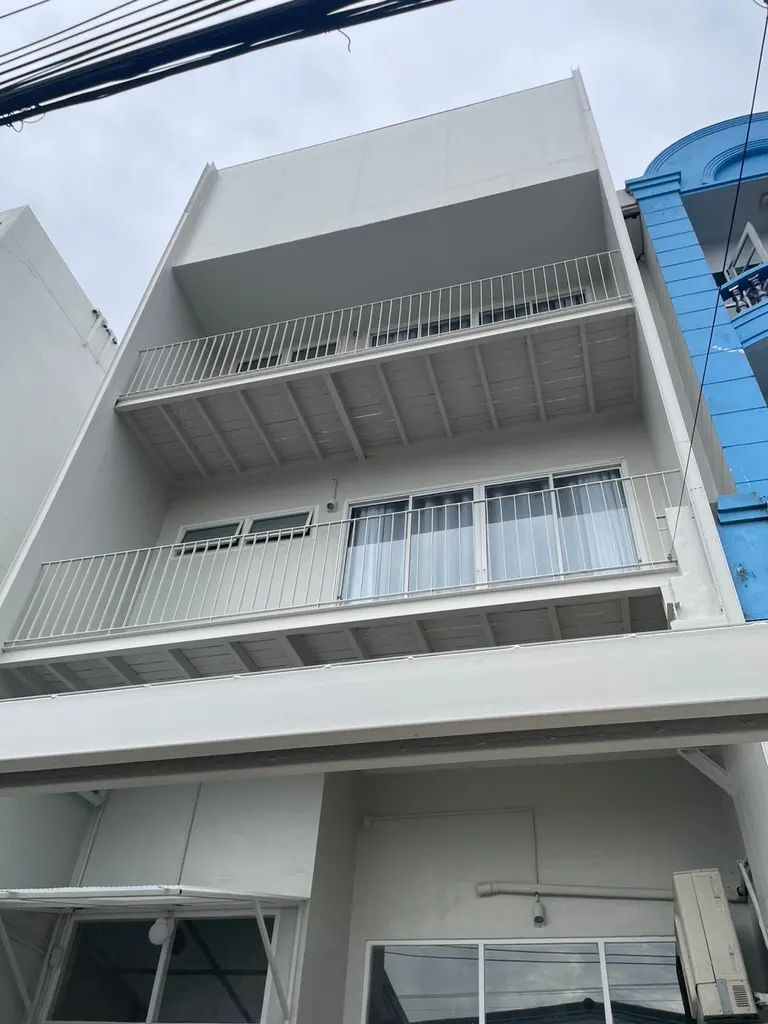 Photo 1 of listing DA-3363436: 4-bedroom townhouse (306 sq.m.)