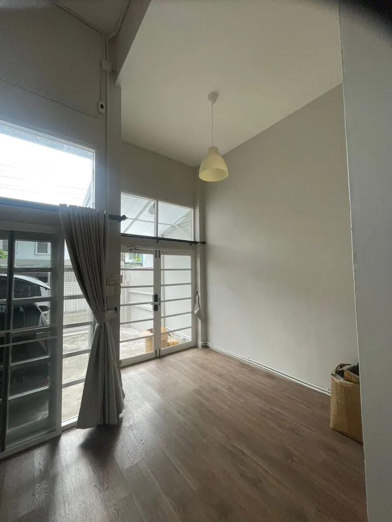 Photo 4 of listing DA-3363436: 4-bedroom townhouse (306 sq.m.)