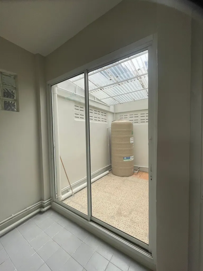 Photo 7 of listing DA-3363436: 4-bedroom townhouse (306 sq.m.)