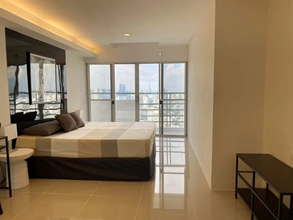Photo 20 of listing DA-3363459: 4-bedroom condo (146 sq.m.) at The Waterford Diamond Tower Sukhumvit