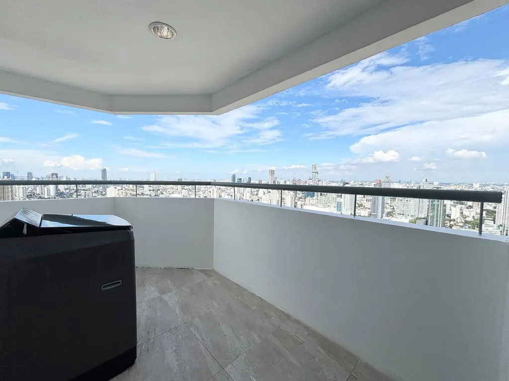 Photo 30 of listing DA-3363459: 4-bedroom condo (146 sq.m.) at The Waterford Diamond Tower Sukhumvit