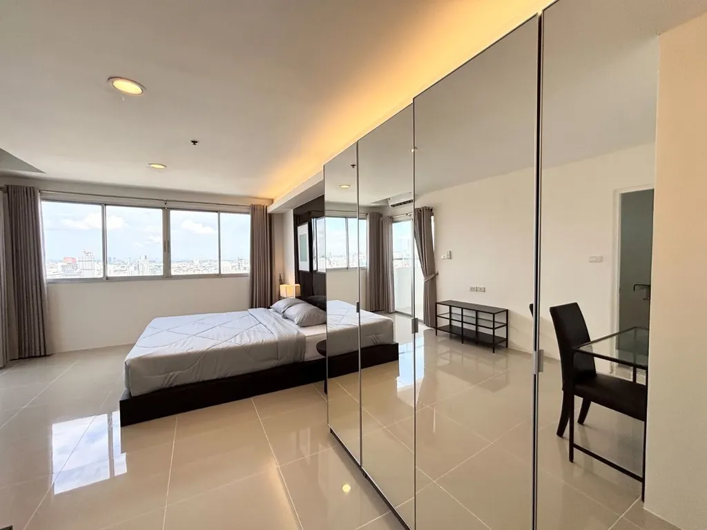 Photo 6 of listing DA-3363459: 4-bedroom condo (146 sq.m.) at The Waterford Diamond Tower Sukhumvit