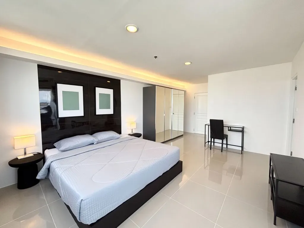 Photo 10 of listing DA-3363459: 4-bedroom condo (146 sq.m.) at The Waterford Diamond Tower Sukhumvit