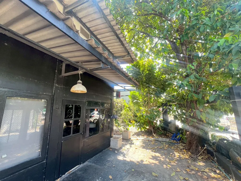Photo 1 of listing DA-3363470: commercial building (shophouse) (120 sq.m.)
