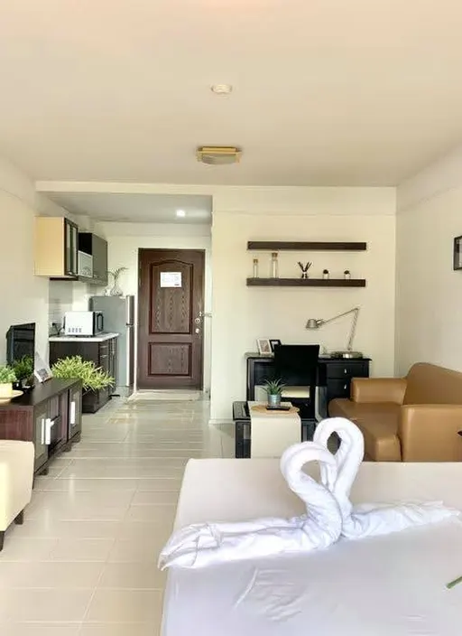 Photo 1 of listing DA-3363475: 1-bedroom apartment (40 sq.m.) at Baan Saran Nuch
