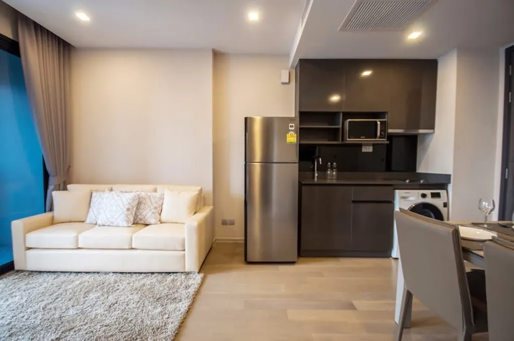 Photo 1 of listing DA-3363489: 2-bedroom condo (46.86 sq.m.) at Ashton Asoke