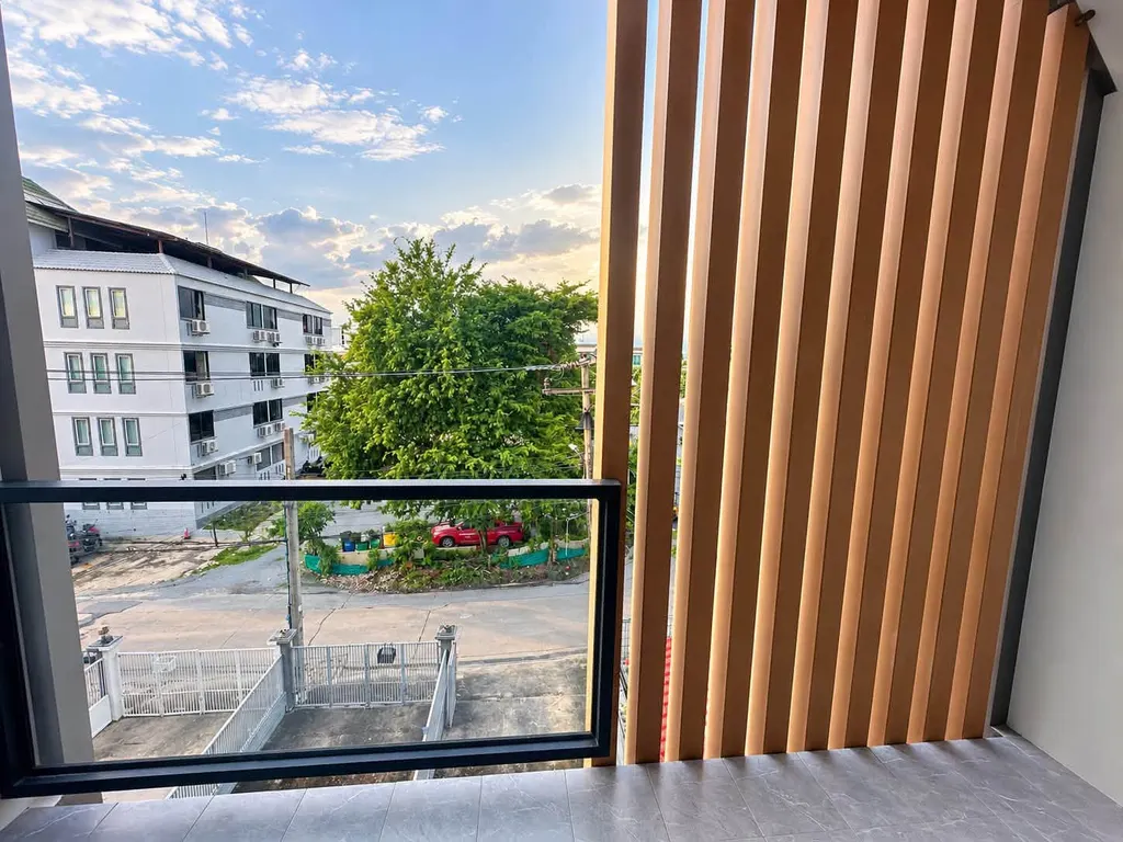 Photo 12 of listing DA-3364371: 4-bedroom townhouse (160 sq.m.)