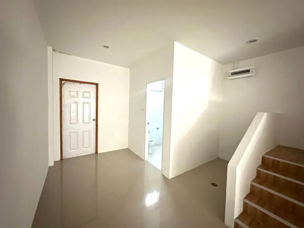 Photo 3 of listing DA-3364371: 4-bedroom townhouse (160 sq.m.)