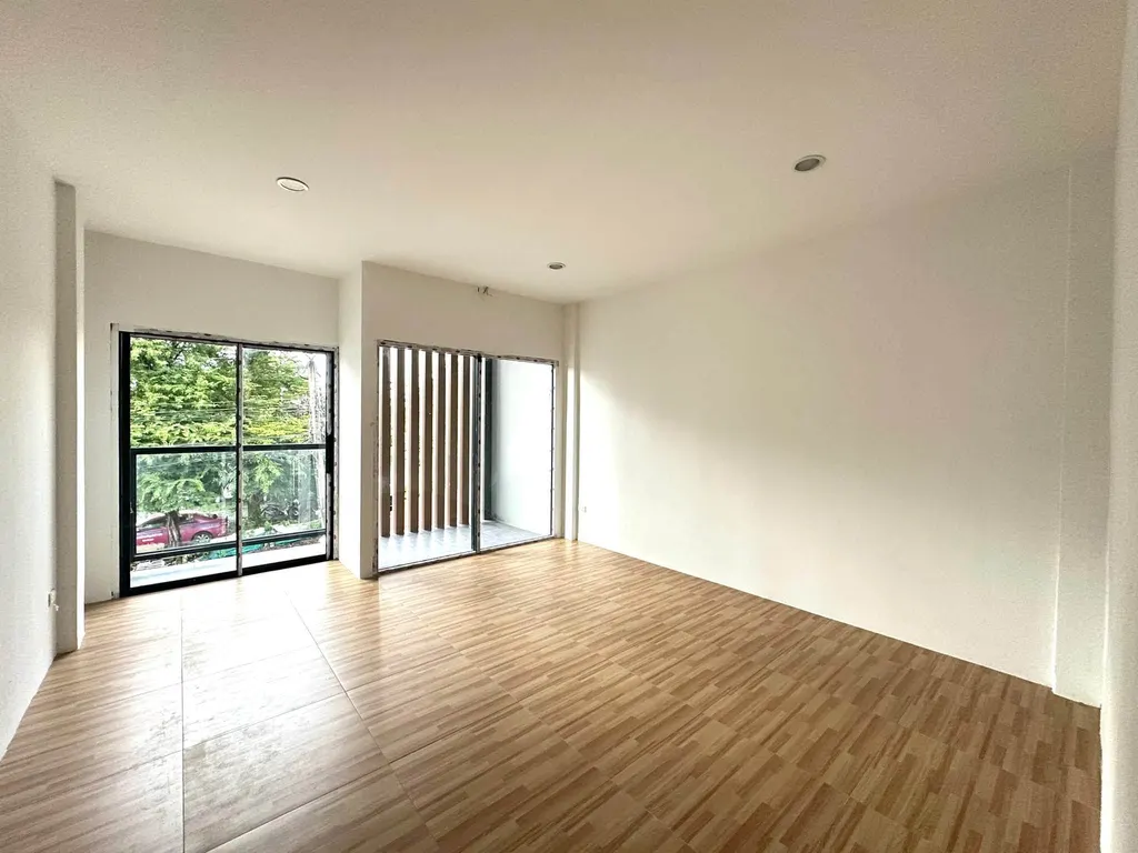 Photo 4 of listing DA-3364371: 4-bedroom townhouse (160 sq.m.)