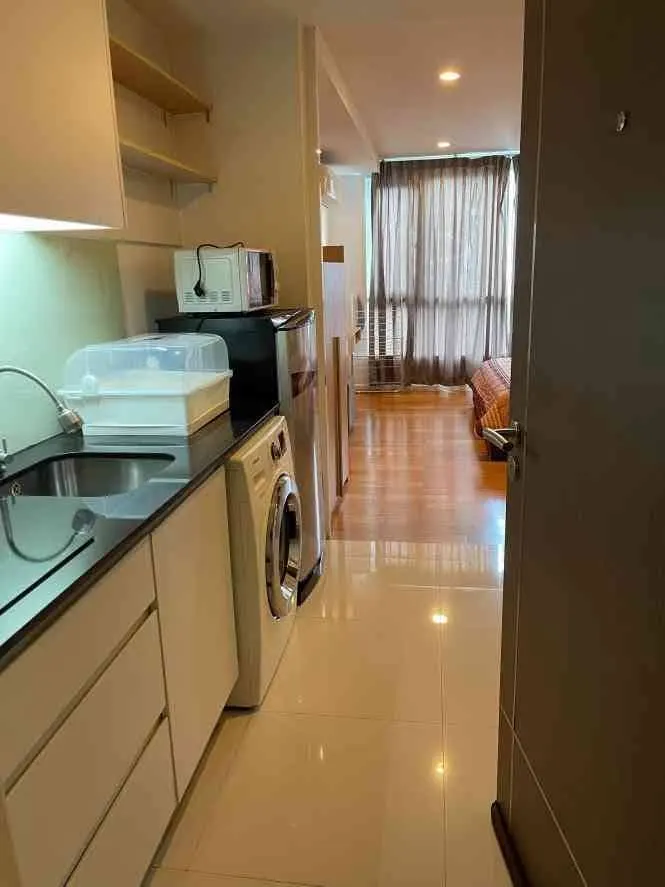 Photo 6 of listing DA-3364372: 1-bedroom condo (28.1 sq.m.) at 15 Sukhumvit Residences
