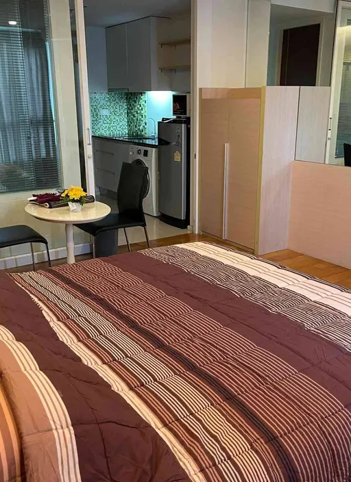 Photo 1 of listing DA-3364372: 1-bedroom condo (28.1 sq.m.) at 15 Sukhumvit Residences